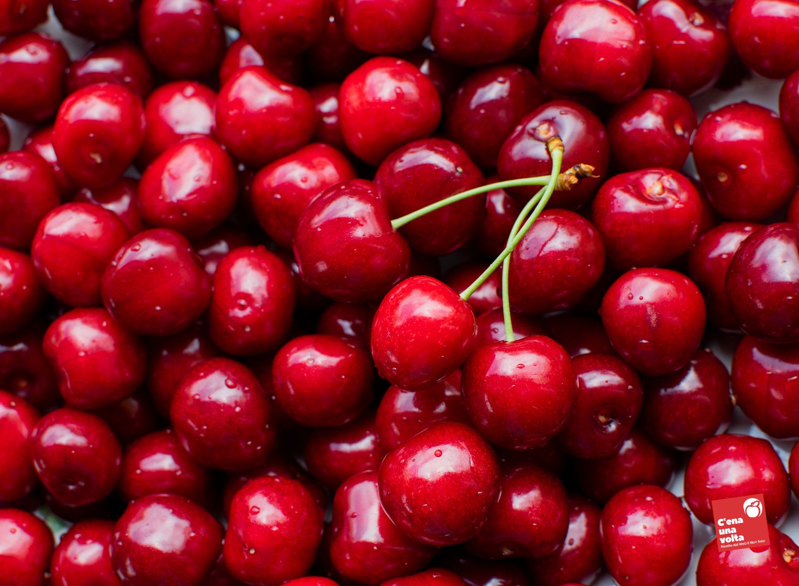 ciliegie frutta e verdura di maggio, ricette light e fit, abbinamenti e consigli c'ena una volta