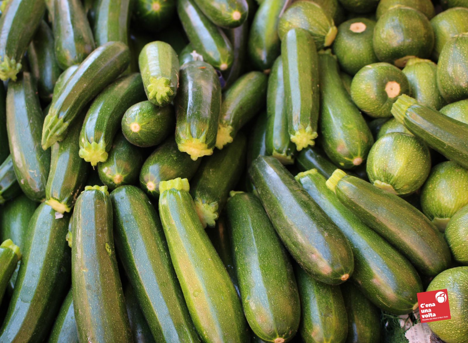 zucchine frutta e verdura di maggio, ricette light e fit, abbinamenti e consigli c'ena una volta